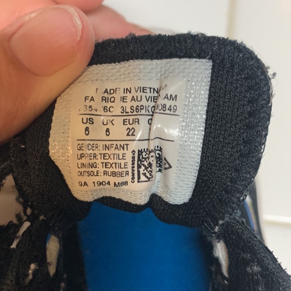 6T Converse slip on black unicorn sneakers - Picture 5 of 5